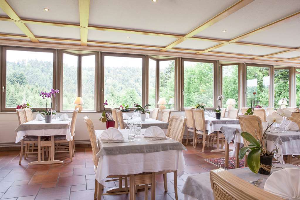 Og Neuhauser La Broque Restaurang bild
