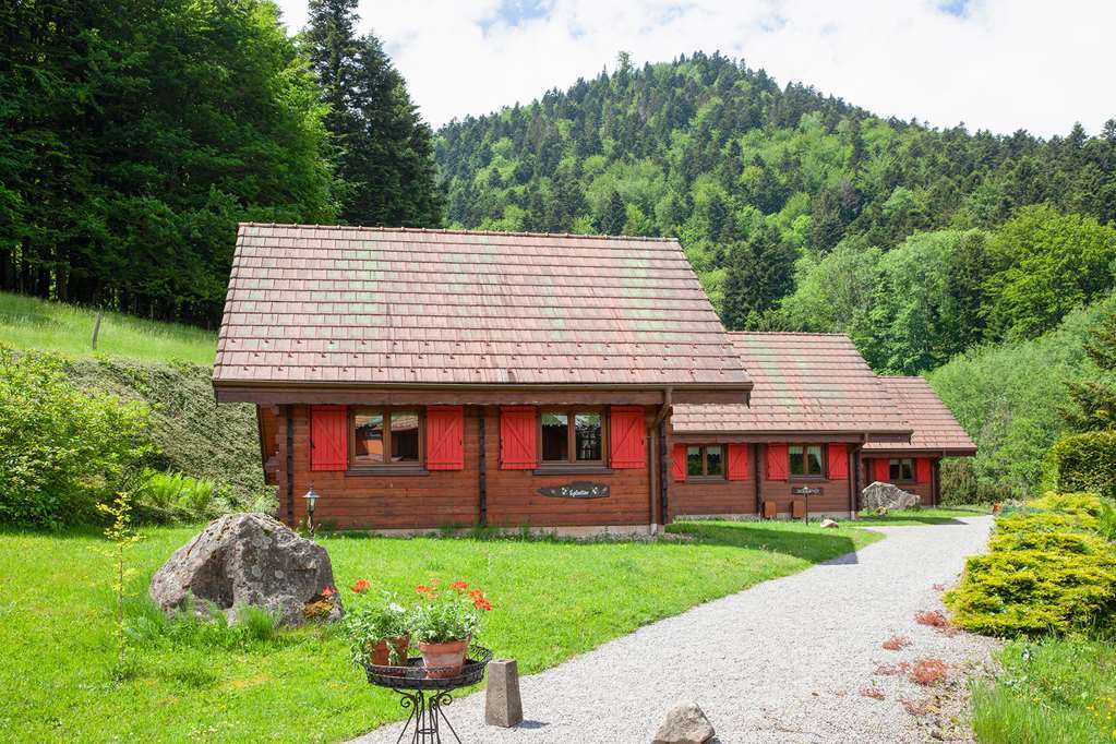 Og Neuhauser La Broque Exteriör bild